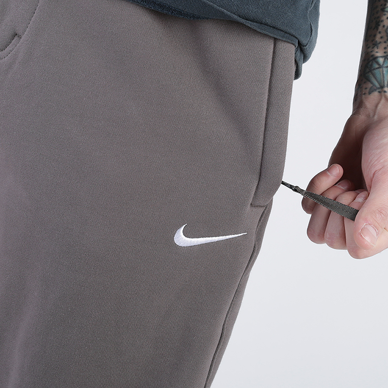 мужские коричневые брюки Nike NikeLab Collection NRG Pant AV8279-202 - цена, описание, фото 2